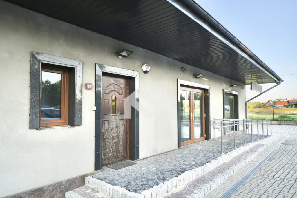 Dom z częścią usługową | Warka | Działka 1456 m² – zdjęcie 7