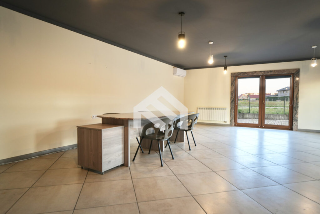 Dom z częścią usługową | Warka | Działka 1456 m² – zdjęcie 6
