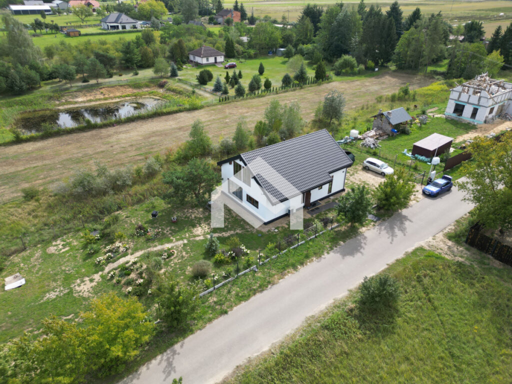 Spacerem nad Wisłę | 0,3 ha działki | Pompa ciepła – zdjęcie 1